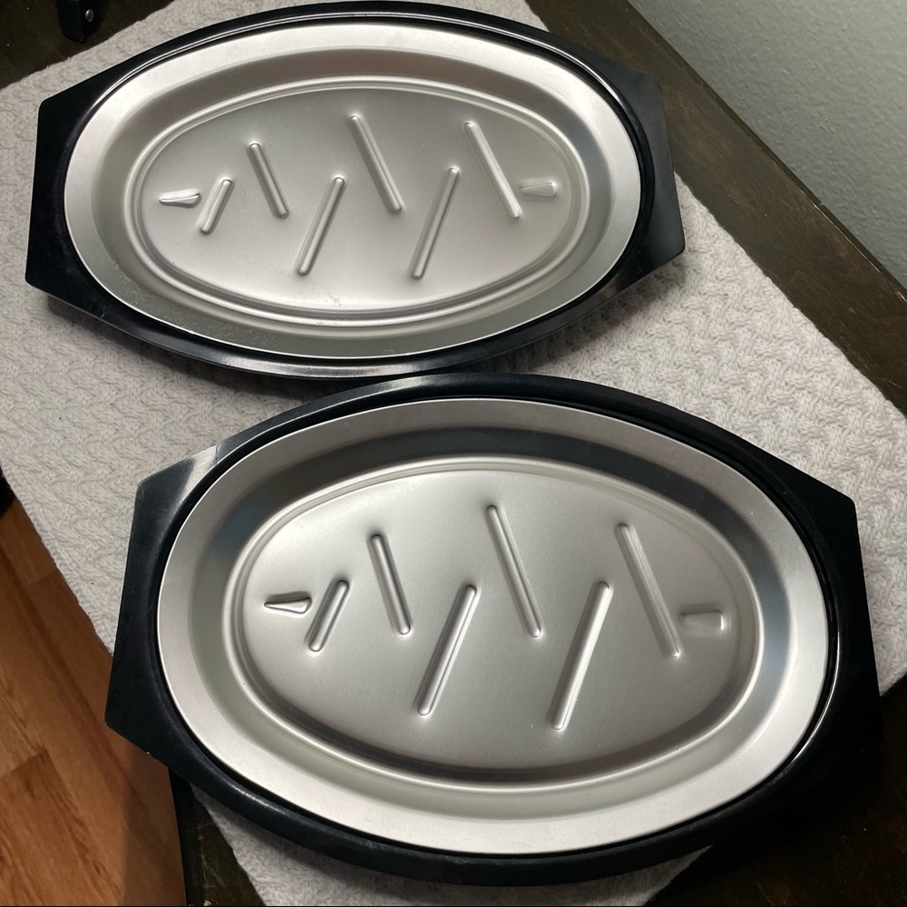 Set of 2 Nordic Ware Steak/Fajita Sizzler Plates with Trays